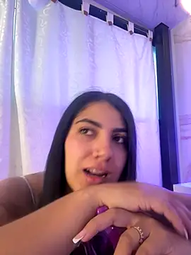 PaulinaDuarte online show from November 3, 11:25 am