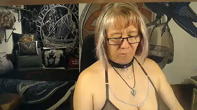 TittenMichelle online show from October 30, 6:09 pm