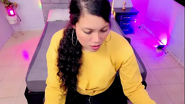 Lana stone  online show from December 1, 3:43 am