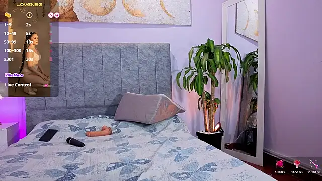 Lana stone  online show from April 10, 6:30 am