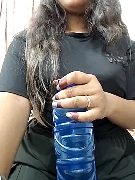 Snapshot of MohiniHott chatting on September 20, 7:17 am MohiniHott online show from September 20, 7:17 am