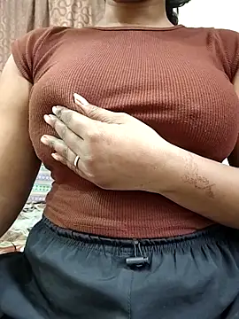 MohiniHott online show from February 21, 9:43 am