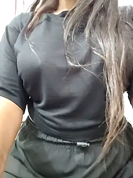 Snapshot of MohiniHott chatting on October 11, 9:47 am MohiniHott online show from October 11, 9:47 am