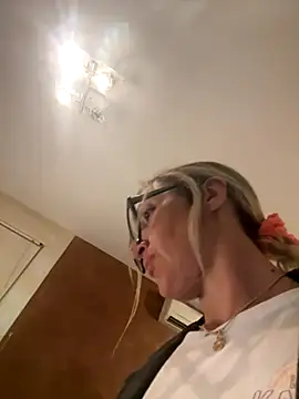 casalinga88 online show from September 29, 7:19 pm