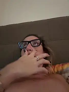 casalinga88 online show from October 5, 6:51 am