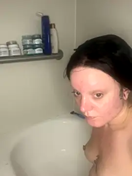 tatted-bitty online show from November 29, 11:53 pm