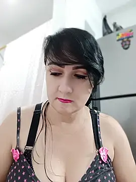 taalia online show from April 15, 1:50 am