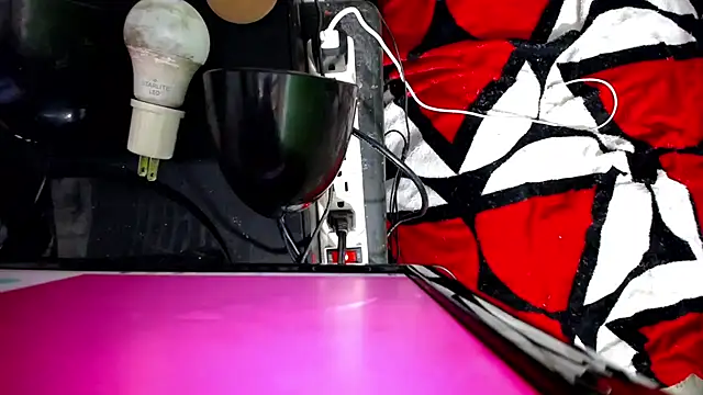 tayiro r online show from October 22, 11:10 pm