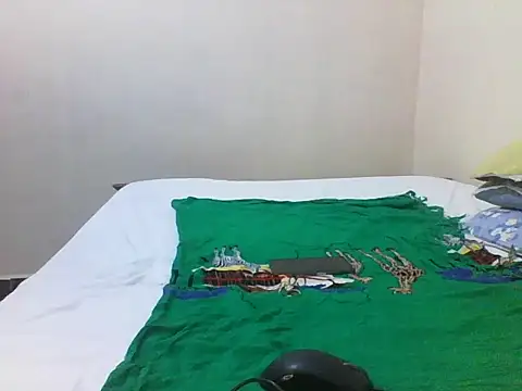 princess-cutie12 online show from October 24, 7:43 pm