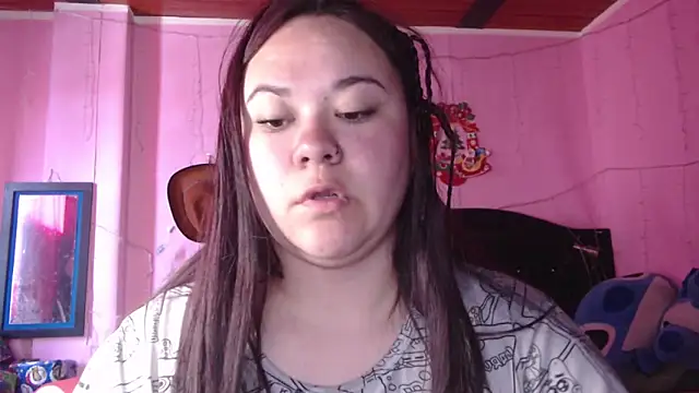 NikkiRous  online show from December 22, 2:20 pm