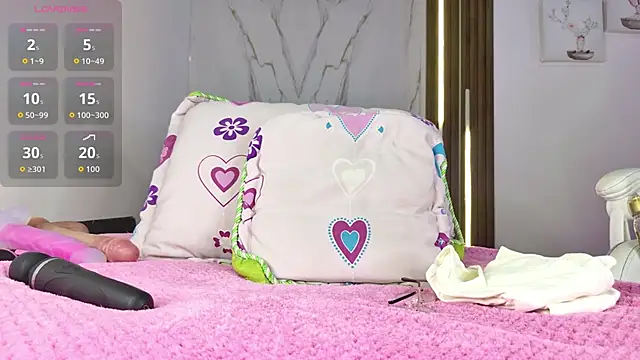 mia 099 online show from March 17, 8:24 pm