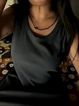 shuhana  online show from September 18, 12:53 am