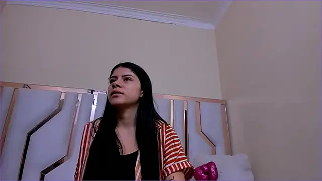 TifanyChill online show from October 25, 5:20 pm