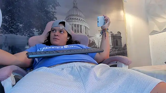 snowflake xxx online show from October 26, 1:45 am