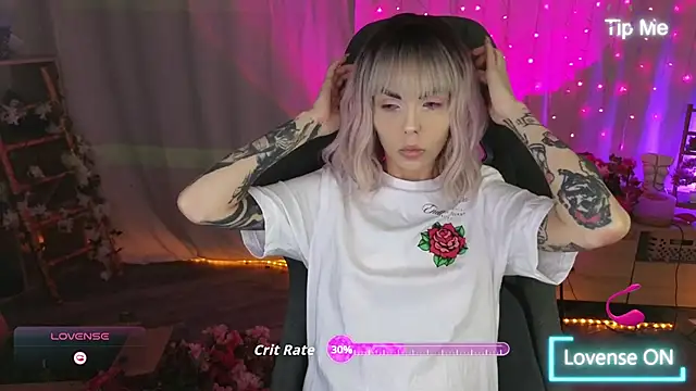 Kerry Kirk online show from March 7, 9:00 pm