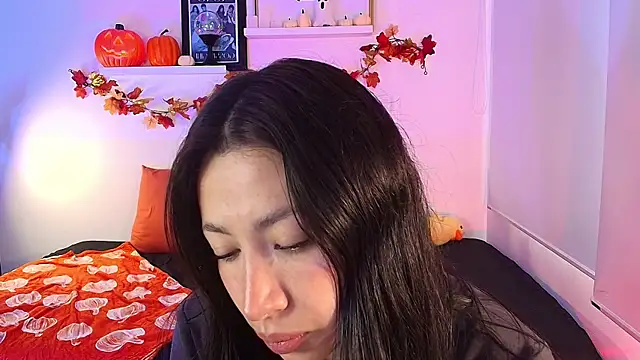 lilyy evanss online show from October 10, 8:58 pm