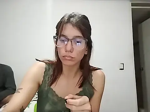 Luna-e-Franco1 online show from April 2, 1:14 am