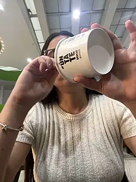 CamilaSofiia online show from January 5, 10:35 pm