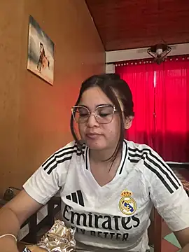 CamilaSofiia online show from April 15, 9:59 pm