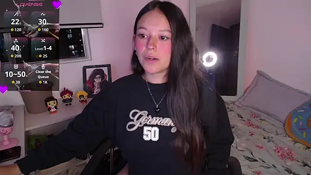 Snapshot of Lexie_Thompson10 chatting on October 16, 12:35 am Lexie Thompson10 online show from October 16, 12:35 am