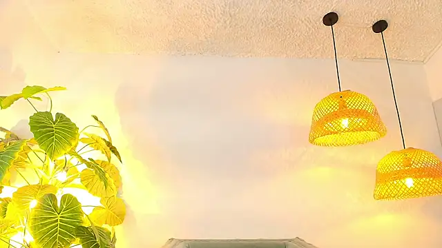 Fluffy Bubble21 online show from November 16, 4:14 am