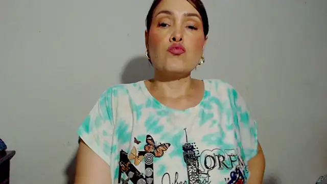 Miss Agatha online show from November 2, 2:59 am