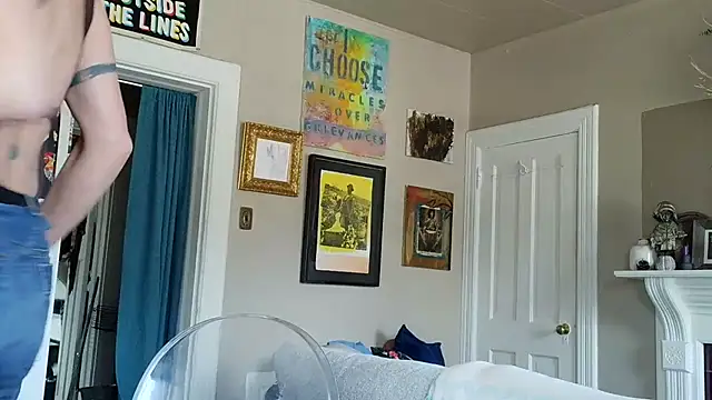 Glamazonx online show from February 17, 5:45 pm