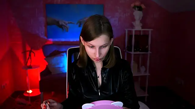 EllaHorton online show from April 19, 3:01 pm