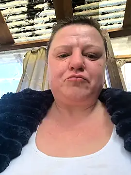 jusichka online show from March 8, 9:35 am