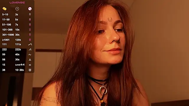 girl with snaketatto0 online show from April 9, 2:58 am