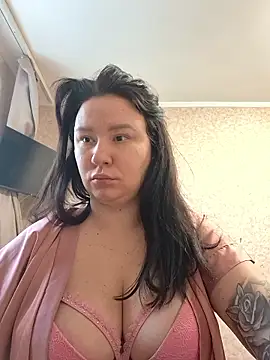 AlexaLexie online show from January 15, 7:03 am