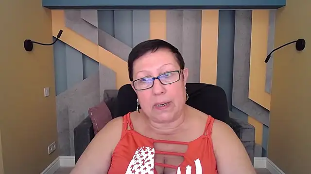 Snapshot of BarbaraTurners chatting on October 3, 6:13 pm BarbaraTurners online show from October 3, 6:13 pm