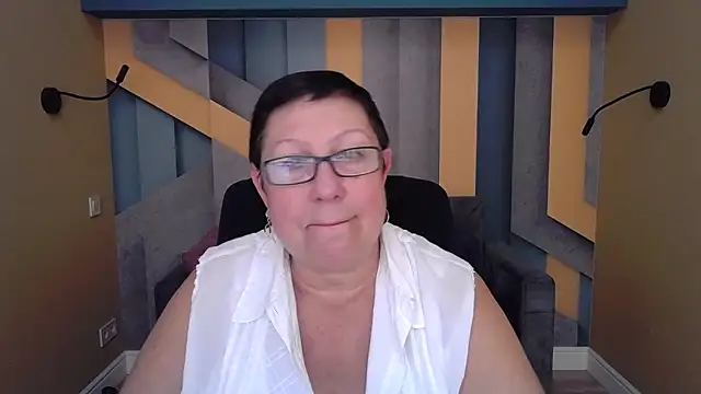 Snapshot of BarbaraTurners chatting on October 15, 6:32 pm BarbaraTurners online show from October 15, 6:32 pm