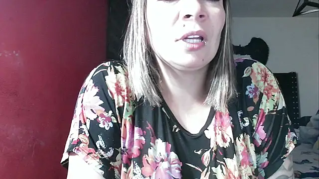 charlotedoll online show from February 15, 12:46 am