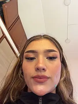 Arianavillada online show from April 18, 3:42 am