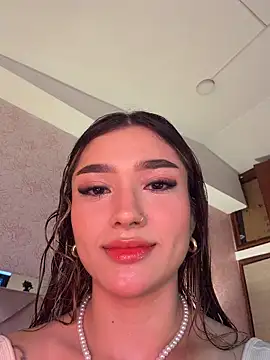 Arianavillada online show from February 12, 3:30 am