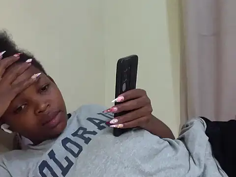 queen-sasha online show from February 6, 6:33 pm