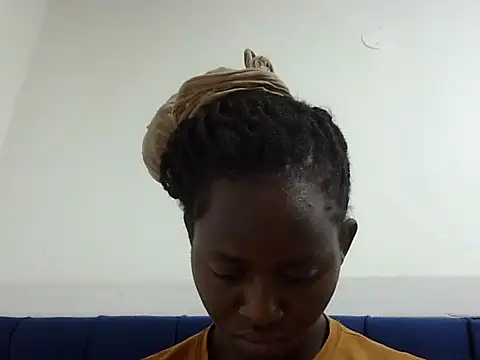 Seeexxxy-bree online show from April 7, 7:10 am