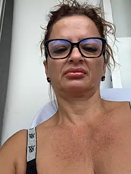 CioniWeiss online show from December 15, 12:43 pm