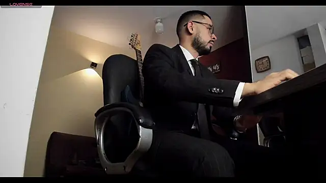 pleasurecompany online show from January 19, 6:09 am