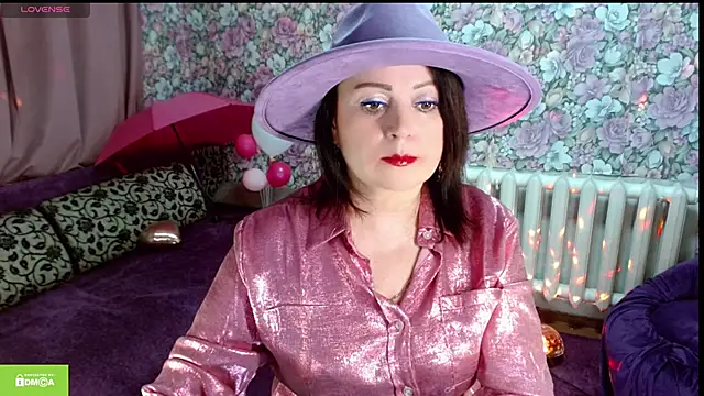 Julia-ru online show from April 11, 9:29 pm