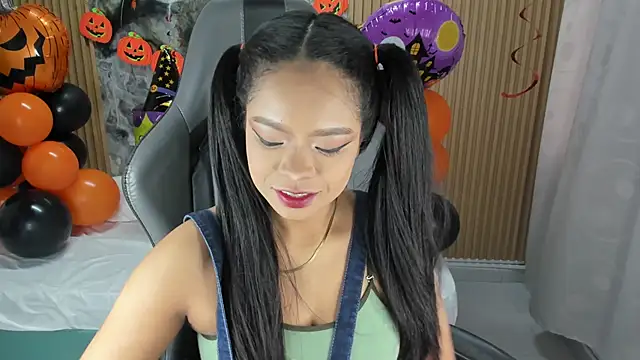 Lili 16 online show from October 20, 11:13 am