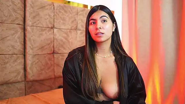 ShelleyMorell online show from February 12, 3:25 pm