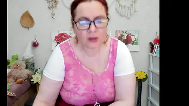 PlayfullMature online show from September 17, 8:12 am