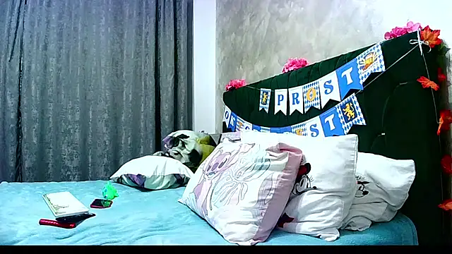 MikySWeet7 online show from October 4, 11:09 pm