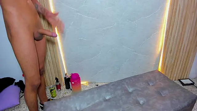 wild demongirl online show from March 29, 7:46 pm