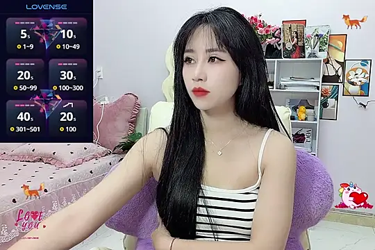  LLisa  online show from December 4, 2:03 am