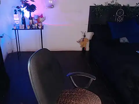 Snapshot of LiaScarlett chatting on September 25, 4:17 pm LiaScarlett online show from September 25, 4:17 pm