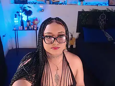 Snapshot of LiaScarlett chatting on September 21, 7:34 pm LiaScarlett online show from September 21, 7:34 pm