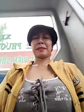 2HotAsain4u online show from May 11, 1:29 am